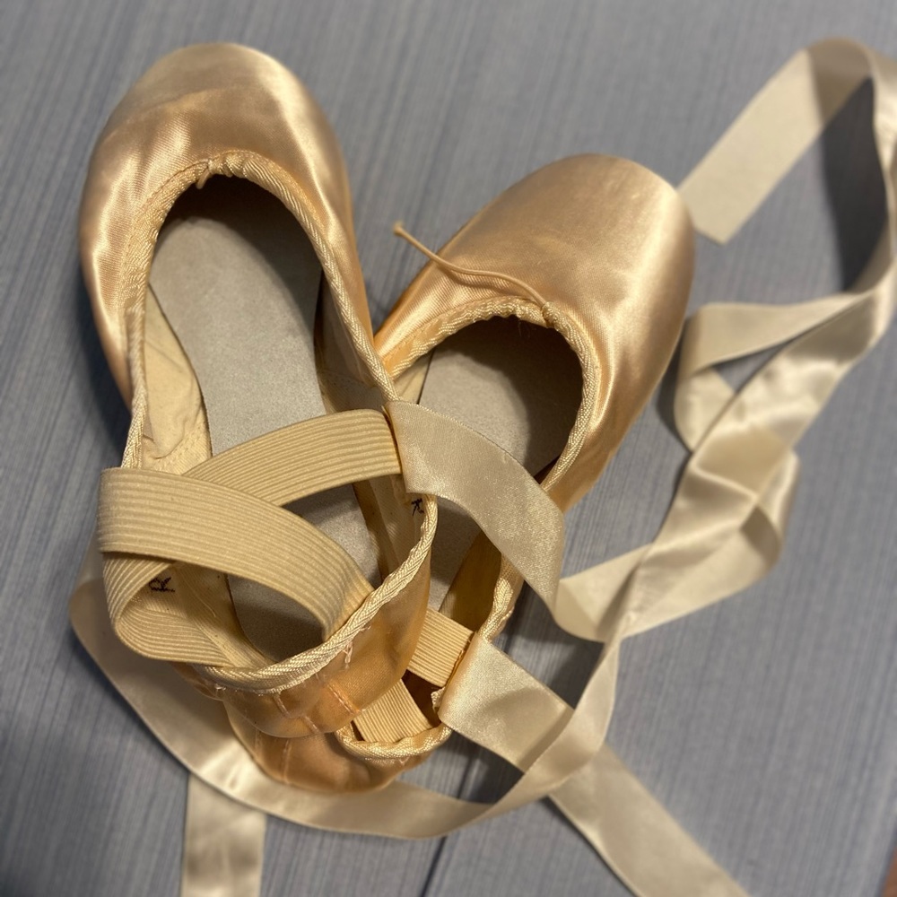 Pointe Shoes